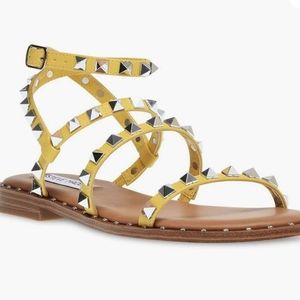 Steve Madden Travel Sandal Size 9